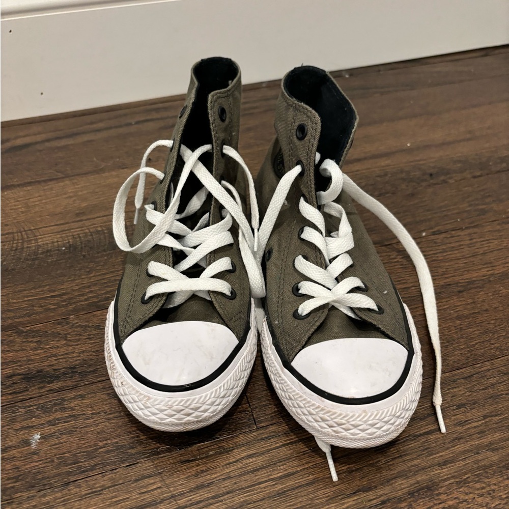 Army green Converse